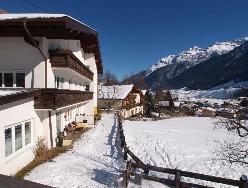Ferienwohnung Mondial Neustift im Stubaital Exterior photo