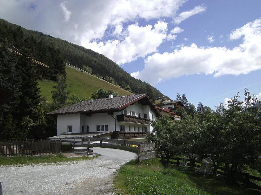 Ferienwohnung Mondial Neustift im Stubaital Exterior photo