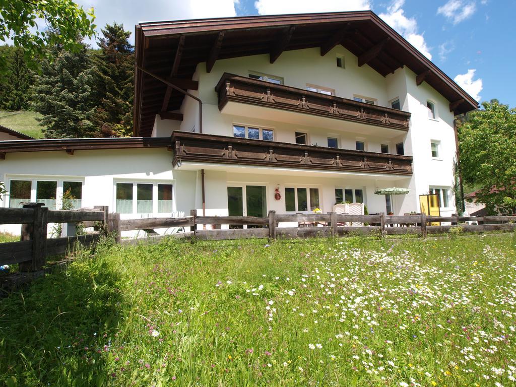 Ferienwohnung Mondial Neustift im Stubaital Exterior photo